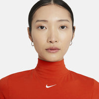 Nike Sports Wear Essential (DD5883-673)