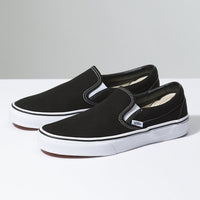 Vans Core Classic Slip-On Solid Slip-On (VN000EYEBLK1)