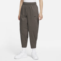 Nike Sports Wear Essential (DD5976-004)