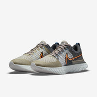 Nike React Infinity Run Flyknit 2 (DC4577-001)