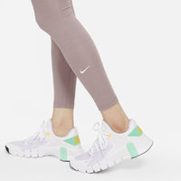 Nike One (DD0253-235)